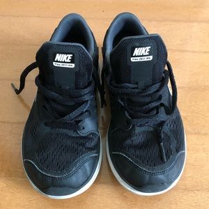 Nike Kids Flex 2017 RN - Black